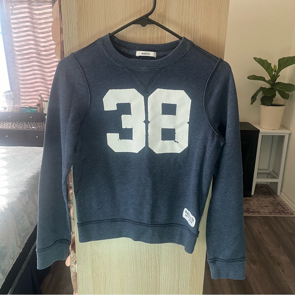 Abercrombie Kids Navy‎ Blue 38 Graphic Muscle Fit Crewneck Sweatshirt Large